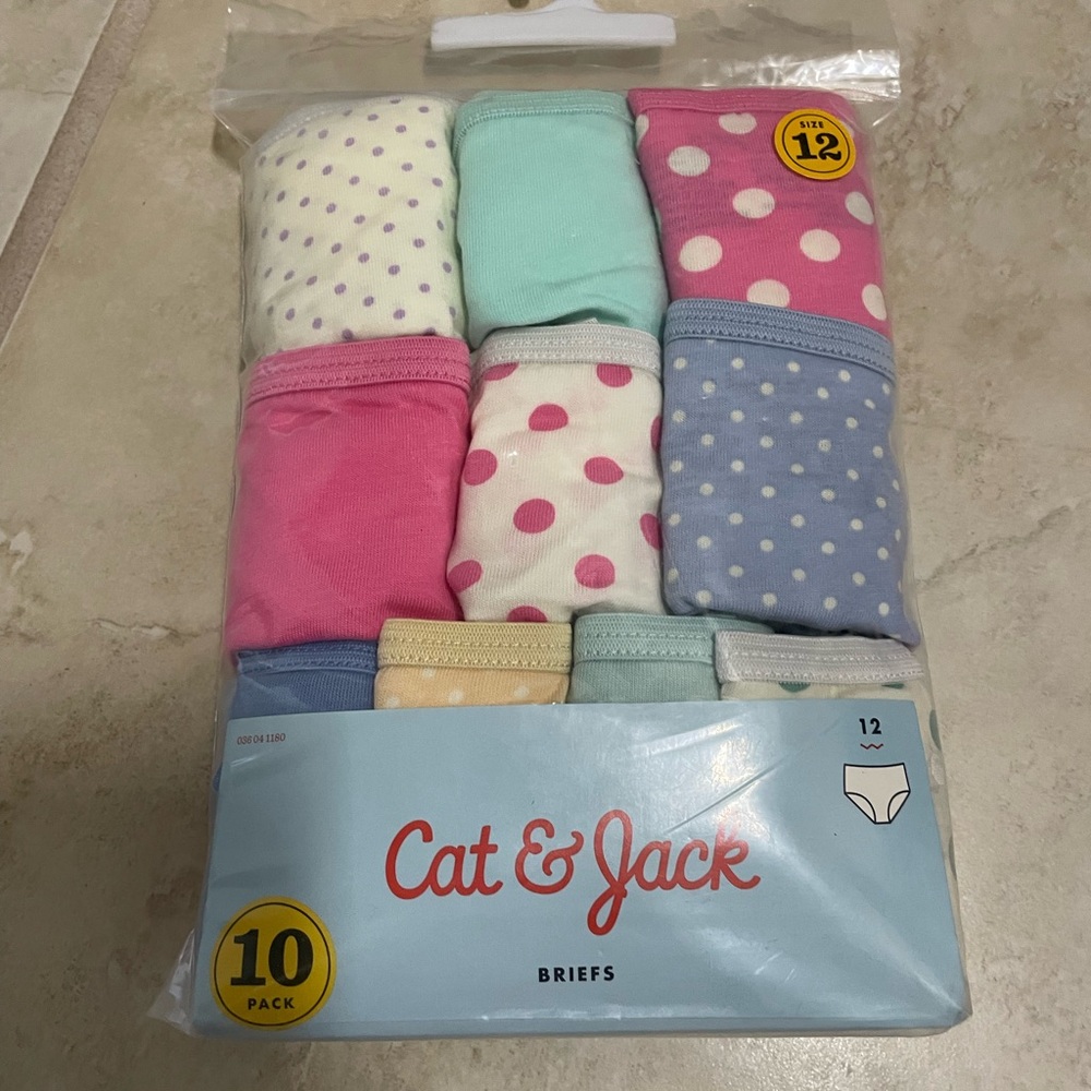 Cat & Jack Girls' Polka Dot Briefs 10-Pack